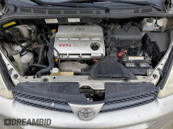 2004 Toyota Sienna XLE with VIN 5TDZA22C24S215695, listed as a Copart auction lot 88263905 with 223,847 mi miles and Clean Title. Bid and sale history available at carsss.com. Image 12.