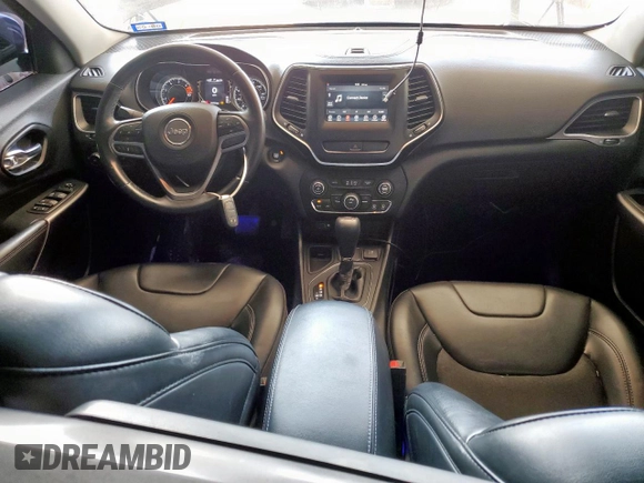 2019 Jeep Cherokee Altitude with VIN 1C4PJLLB3KD184565, listed as a Copart auction lot 58046345 with 91,618 mi miles and Salvage title. Bid and sale history available at DreamBid. Image 8.