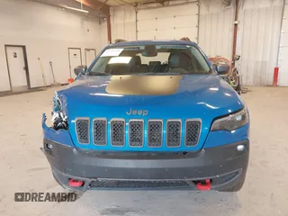 2019 Jeep Cherokee Trailhawk with VIN 1C4PJMBX4KD389637, listed as a IAAI auction lot 41740750 with 46,695 mi miles and . Bid and sale history available at DreamBid. Image 12.