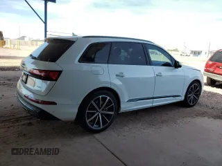 2022 Audi Q7 Prestige with VIN WA1VXBF73ND014986, listed as a Copart auction lot 45698425 with 22,181 mi miles and Salvage title. Bid and sale history available at DreamBid. Image 3.