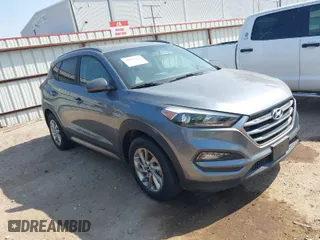 2017 Hyundai Tucson SE Plus with VIN KM8J33A44HU332215, listed as a IAAI auction lot 42055236 with 113,505 mi miles. Bid and sale history available at carsss.com. Image 1.