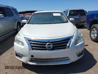 2014 Nissan Altima SV with VIN 1N4AL3AP0EC287716, listed as a IAAI auction lot 42142482 with 119,861 mi miles and . Bid and sale history available at DreamBid. Image 6.