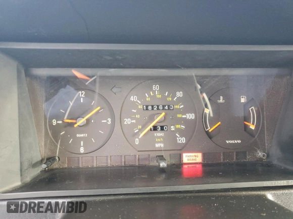 1990 Volvo 240 с VIN YV1AA8845L1400684, выставлен на аукционе Copart как лот 49742045 с пробегом 182 643 миль миль и Чистый • Clean title. История ставок и продаж доступна на DreamBid. Изображение 9.