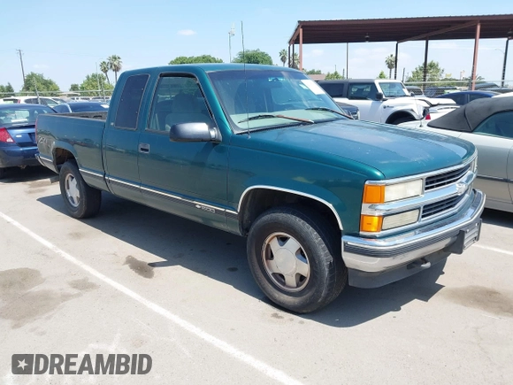 1997 Chevrolet Silverado 1500 with VIN 2GCEK19R0V1222296, listed as a IAAI auction lot 42195350 with 358,885 mi miles and . Bid and sale history available at DreamBid. Image 1.