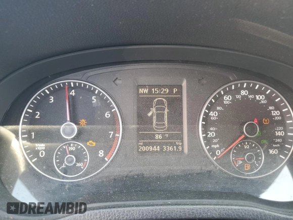 2013 Volkswagen Passat SE with VIN 1VWBP7A34DC042341, listed as a Copart auction lot 66894324 with 200,944 mi miles and Salvage title. Bid and sale history available at DreamBid. Image 9.