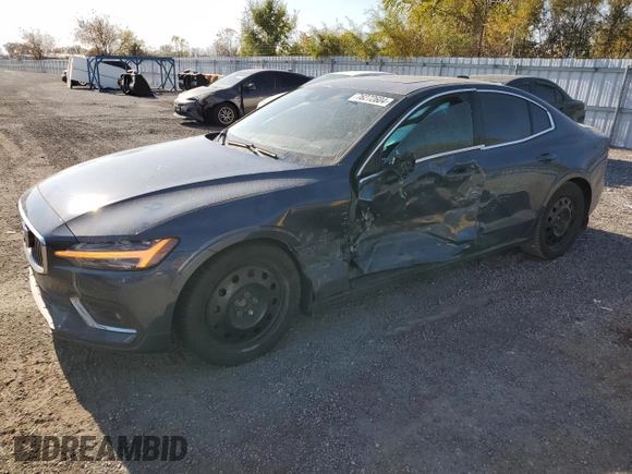 2019 Volvo S60 Inscription with VIN 7JRA22TL4KG004497, listed as a Copart auction lot 76272604 with 84,240 mi miles and Clean Title. Bid and sale history available at carsss.com. Image 1.