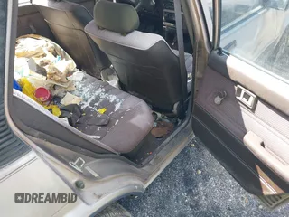 1987 Toyota Corolla with VIN JT2AE82E6H3501099, listed as a IAAI auction lot 42784065 with 178,181 mi miles and . Bid and sale history available at DreamBid. Image 8.