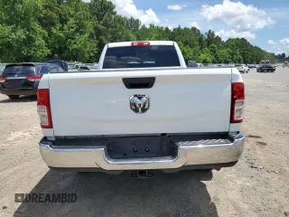 2024 Ram 2500 Tradesman with VIN 3C6UR4HJ0RG353172, listed as a Copart auction lot 62077625 with 17,658 mi miles and Salvage title. Bid and sale history available at DreamBid. Image 6.