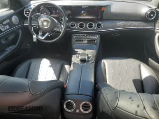 2018 Mercedes-Benz E 300 with VIN WDDZF4KB6JA476931, listed as a Copart auction lot 52762225 with 60,897 mi miles and Salvage Title. Bid and sale history available at DreamBid. Image 8.