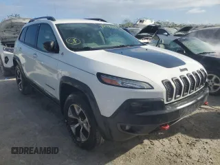 2017 Jeep Cherokee Trailhawk L Plus with VIN 1C4PJMBS8HW587946, listed as a Copart auction lot 74770864 with 0 mi miles and Non Repairable. Bid and sale history available at carsss.com. Image 4.