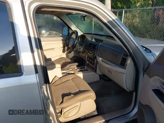 2008 Jeep Liberty Sport with VIN 1J8GP28K88W171737, listed as a IAAI auction lot 41872857 with 220,685 mi miles. Bid and sale history available at carsss.com. Image 5.