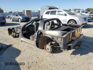 2002 Chevrolet Corvette with VIN 1G1YY22G725121172, listed as a Copart auction lot 73237894 with 0 mi miles and Salvage Title. Bid and sale history available at carsss.com. Image 2.