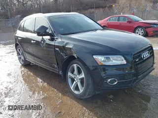 2015 Audi Q5 Premium Plus with VIN WA1DGAFP7FA132208, listed as a IAAI auction lot 41834086 with 90,351 mi miles. Bid and sale history available at carsss.com. Image 1.