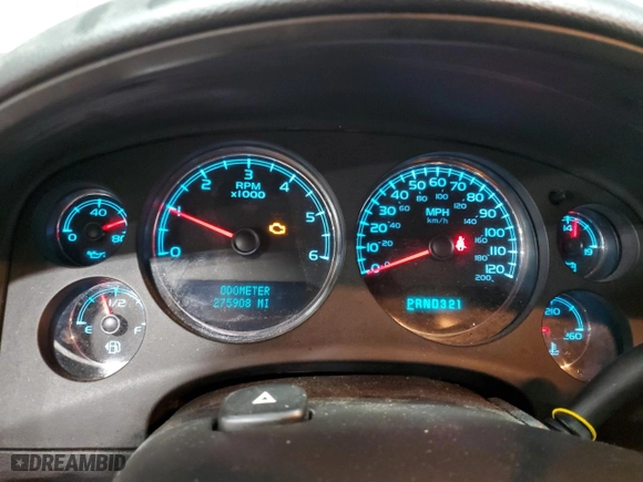 2007 Chevrolet Suburban LTZ with VIN 1GNFK16307J162914, listed as a Copart auction lot 47582955 with 275,908 mi miles and Salvage Title. Bid and sale history available at carsss.com. Image 9.