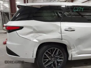 2024 Lexus TX 350 z VIN 5TDAAAB69RS007659, wystawiony jako IAAI lot #41593345 z przebiegiem 6 152 mil mil oraz . Historia ofert i sprzedaży dostępna na DreamBid. Obrazek 6.