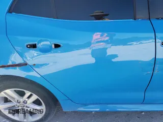 2021 Toyota Corolla Hatchback SE with VIN JTND4MBE5M3135173, listed as a Copart auction lot 60318104 with 55,308 mi miles and Salvage Title. Bid and sale history available at carsss.com. Image 11.