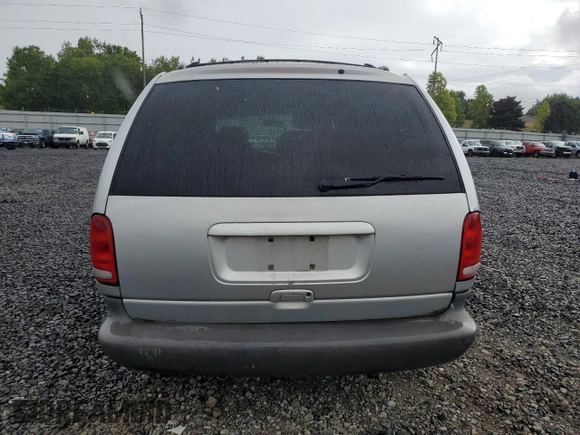 2000 Dodge Caravan SE with VIN 2B4GP44G3YR784939, listed as a Copart auction lot 73253264 with 198,883 mi miles and Salvage Title. Bid and sale history available at DreamBid. Image 6.