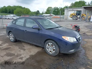 2010 Hyundai Elantra GLS z VIN KMHDU4ADXAU994712, wystawiony jako IAAI lot #42200863 z przebiegiem 67 304 mil mil oraz . Historia ofert i sprzedaży dostępna na DreamBid. Obrazek 1.