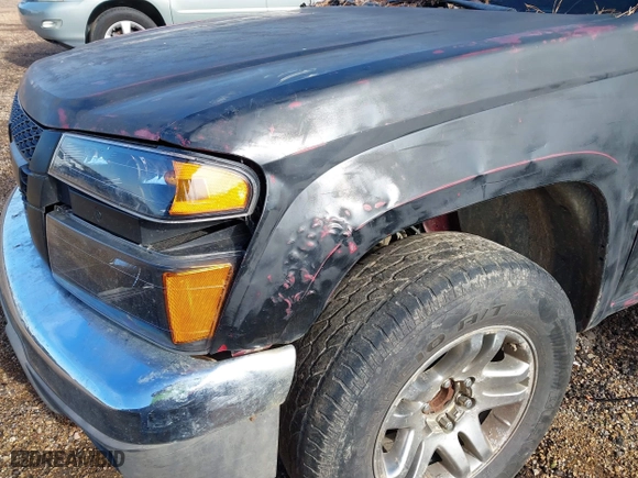 2004 Chevrolet Colorado LS Z85 with VIN 1GCCS198648176029, listed as a IAAI auction lot 41269418 with 198,985 mi miles. Bid and sale history available at carsss.com. Image 15.