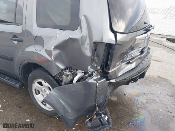 2013 Honda Pilot LX with VIN 5FNYF4H24DB062197, listed as a IAAI auction lot 41652595 with 66,169 mi miles. Bid and sale history available at carsss.com. Image 6.