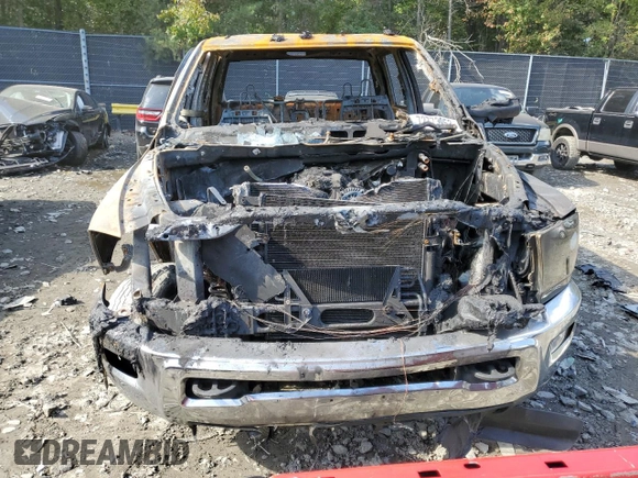 2015 Ram 2500 Big Horn with VIN 3C6UR5DJ1FG685483, listed as a Copart auction lot 39069144 with Not provided miles and Non repairable. Bid and sale history available at DreamBid. Image 5.