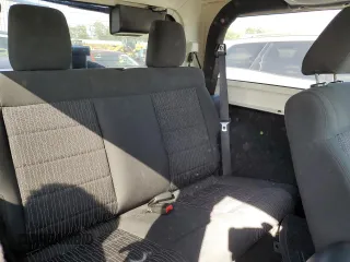 2012 Jeep Wrangler Sahara z VIN 1C4AJWBG6CL236704, wystawiony jako Copart lot #55099555 z przebiegiem 102 180 mil mil oraz Szkoda całkowita • Salvage title. Historia ofert i sprzedaży dostępna na DreamBid. Obrazek 10.