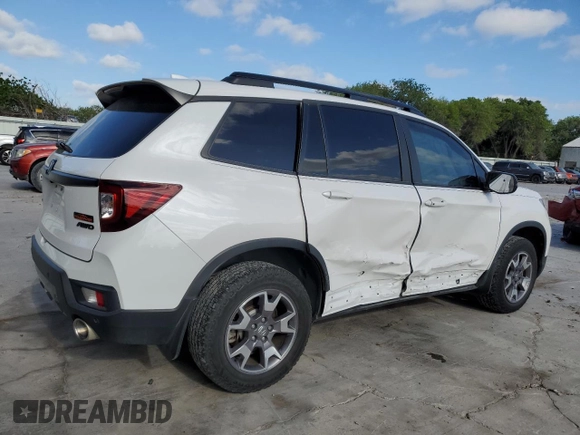 2023 Honda Passport TrailSport with VIN 5FNYF8H6XPB026464, listed as a Copart auction lot 52736395 with 14,281 mi miles and Salvage title. Bid and sale history available at DreamBid. Image 3.