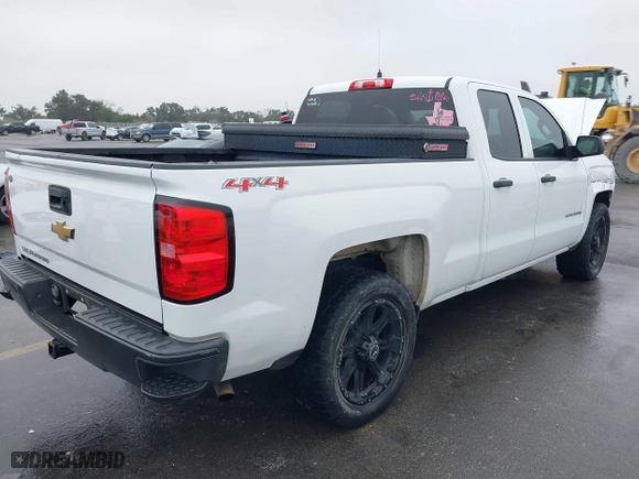 2015 Chevrolet Silverado 1500 LS with VIN 1GCVKPEC9FZ248683, listed as a IAAI auction lot 41427591 with 210,449 mi miles. Bid and sale history available at carsss.com. Image 4.