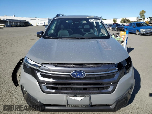 2025 Subaru Forester Limited with VIN JF2SLDNC2SH521169, listed as a Copart auction lot 47533125 with 882 mi miles and Salvage Title. Bid and sale history available at carsss.com. Image 5.