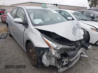 2017 Toyota Prius Two with VIN JTDKBRFU5H3047469, listed as a IAAI auction lot 41845172 with 233,688 mi miles. Bid and sale history available at carsss.com. Image 1.