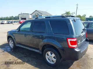 2009 Ford Escape Limited with VIN 1FMCU04739KB48262, listed as a IAAI auction lot 42564760 with 175,058 mi miles and . Bid and sale history available at DreamBid. Image 3.