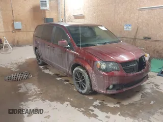 2019 Dodge Grand Caravan SE with VIN 2C4RDGBG6KR502910, listed as a IAAI auction lot 41395445 with 144,238 mi miles and . Bid and sale history available at DreamBid. Image 1.