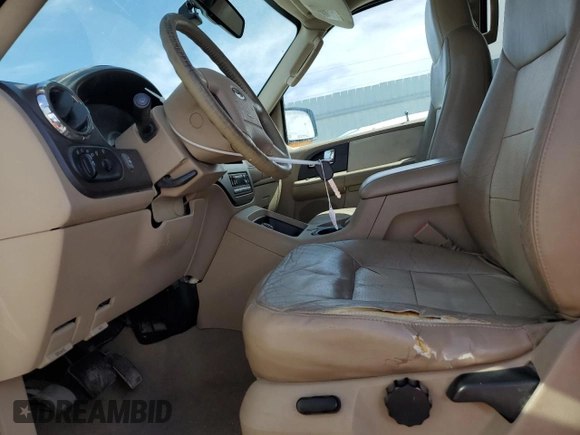 2006 Ford Expedition Eddie Bauer with VIN 1FMFU185X6LB00372, listed as a Copart auction lot 50323385 with 208,233 mi miles and Salvage title. Bid and sale history available at DreamBid. Image 7.