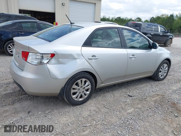 2013 Kia Forte EX with VIN KNAFU4A29D5731280, listed as a IAAI auction lot 41962277 with 160,141 mi miles. Bid and sale history available at carsss.com. Image 6.