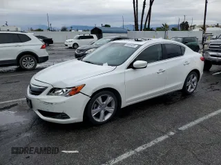 2014 Acura ILX Tech Pkg with VIN 19VDE1F7XEE010460, listed as a Copart auction lot 48804695 with 121,958 mi miles and Salvage Title. Bid and sale history available at carsss.com. Image 1.