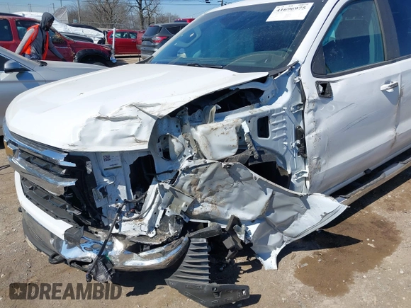 2025 Chevrolet Silverado 1500 LT with VIN 2GCUKDED7S1126992, listed as a IAAI auction lot 41696975 with 5,459 mi miles and . Bid and sale history available at DreamBid. Image 6.