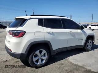 2021 Jeep Compass Altitude z VIN 3C4NJCBB4MT571230, wystawiony jako Copart lot #49747365 z przebiegiem 63 392 mil mil oraz Szkoda całkowita • Salvage title. Historia ofert i sprzedaży dostępna na DreamBid. Obrazek 3.