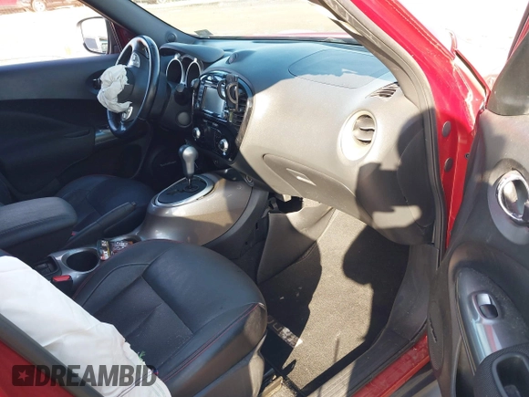 2015 Nissan Juke S with VIN JN8AF5MR9FT509735, listed as a IAAI auction lot 41053066 with 95,833 mi miles. Bid and sale history available at carsss.com. Image 5.