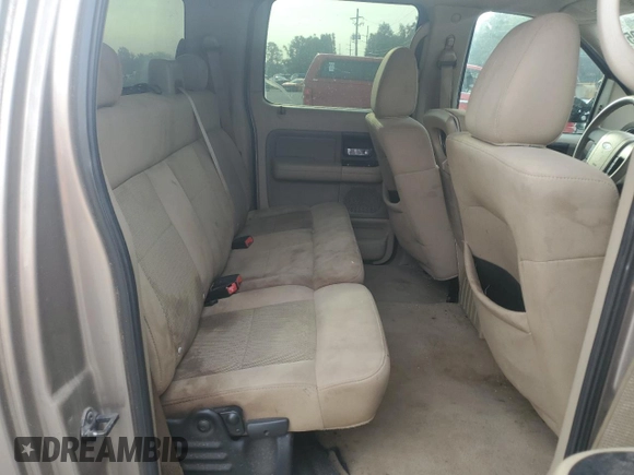 2006 Ford F-150 XLT с VIN 1FTRW12W36KD64701, выставлен на аукционе Copart как лот 57050095 с пробегом 197 089 миль миль и Списание • Salvage title. История ставок и продаж доступна на DreamBid. Изображение 10.