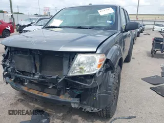 2016 Nissan Frontier SV z VIN 1N6AD0ER0GN763193, wystawiony jako IAAI lot #42137941 z przebiegiem 118 660 mil mil oraz . Historia ofert i sprzedaży dostępna na DreamBid. Obrazek 17.