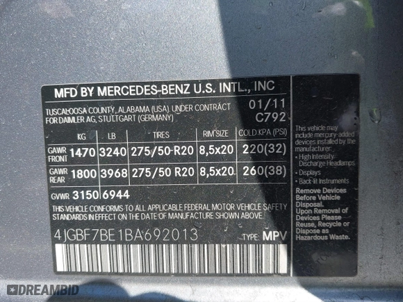 2011 Mercedes-Benz GL-Class GL 450 with VIN 4JGBF7BE1BA692013, listed as a IAAI auction lot 41824196 with 138,710 mi miles. Bid and sale history available at carsss.com. Image 9.