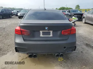 2016 BMW M3 z VIN WBS8M9C58G5E68988, wystawiony jako Copart lot #58784185 z przebiegiem 86 577 mil mil oraz Tytuł czysty. Historia ofert i sprzedaży dostępna na DreamBid. Obrazek 6.