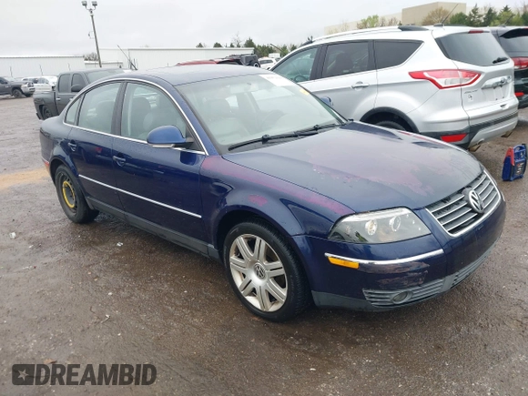 2005 Volkswagen Passat GLS with VIN WVWAD63B15E082758, listed as a IAAI auction lot 41952194 with 163,416 mi miles and . Bid and sale history available at DreamBid. Image 1.