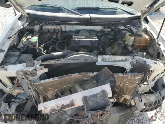 2007 Ford F-150 XL with VIN 1FTRF14517KC85159, listed as a Copart auction lot 83807384 with 178,898 mi miles and Salvage title. Bid and sale history available at DreamBid. Image 12.
