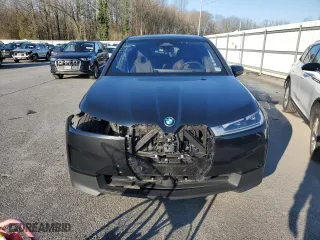 2022 BMW iX xDrive50 with VIN WB523CF09NCK46216, listed as a Copart auction lot 46918714 with 26,342 mi miles. Bid and sale history available at carsss.com. Image 5.