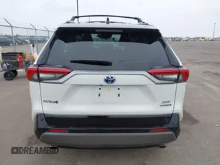 2021 Toyota RAV4 Hybrid XSE with VIN 2T3E6RFV4MW021009, listed as a IAAI auction lot 41940278 with 33,016 mi miles and . Bid and sale history available at DreamBid. Image 16.