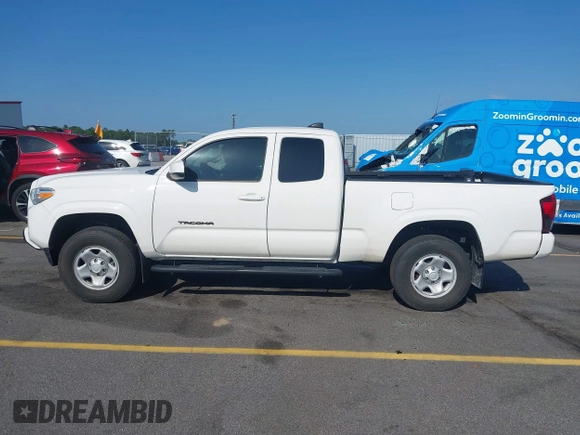 2021 Toyota Tacoma SR with VIN 3TYRX5GN4MT009048, listed as a IAAI auction lot 42291313 with 26,197 mi miles and . Bid and sale history available at DreamBid. Image 14.