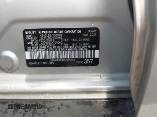 2024 Mitsubishi Outlander S z VIN JA4ARUAU8RU015154, wystawiony jako IAAI lot #42506748 z przebiegiem 18 231 mil mil oraz . Historia ofert i sprzedaży dostępna na DreamBid. Obrazek 9.