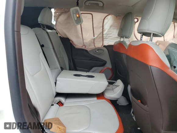 2015 Jeep Renegade Limited с VIN ZACCJADT0FPB57319, выставлен на аукционе Copart как лот 58262505 с пробегом Не указан миль и Списание • Salvage title. История ставок и продаж доступна на DreamBid. Изображение 11.