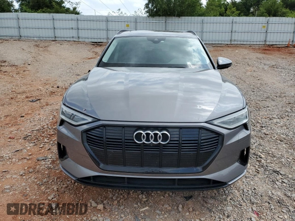 2021 Audi e-tron Premium Plus with VIN WA1LAAGE2MB020871, listed as a Copart auction lot 58136355 with 35,562 mi miles and Salvage title. Bid and sale history available at DreamBid. Image 5.